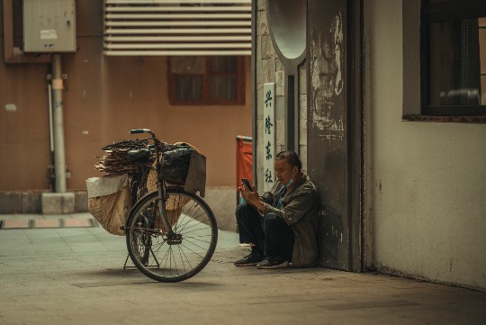 致命学园爱丽丝，神秘世界的探索之旅